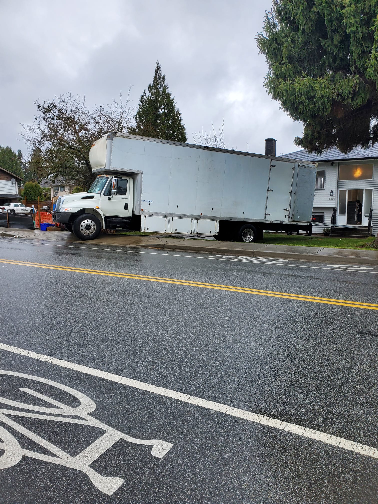 Affordable Movers BC truck on site